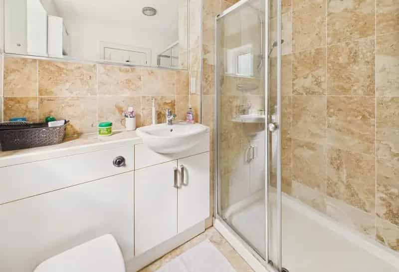 4 Bed Detached House For Sale