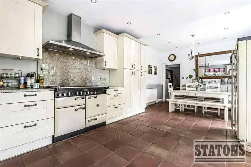 4 Bed Victorian House for Sale New Barnet Chain Free