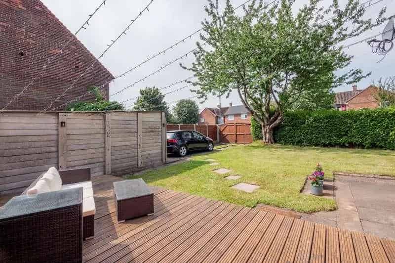 3 Bed End Terrace House For Sale