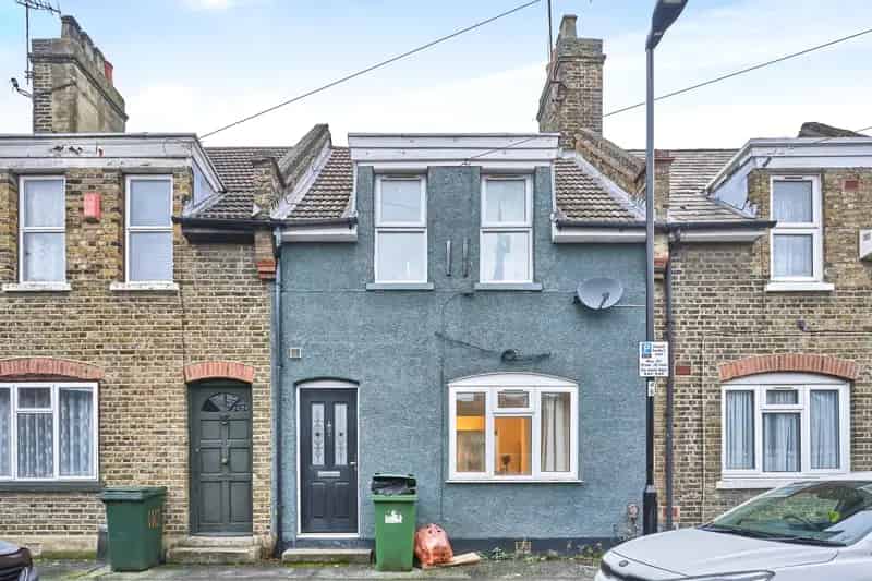 3 Bed Victorian Terrace House Abbey Road London