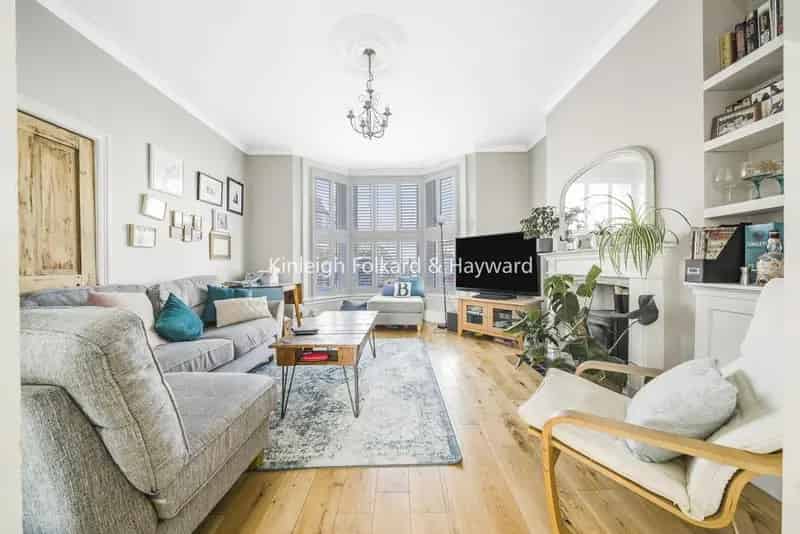 Victorian Family Home in Corbett Estate