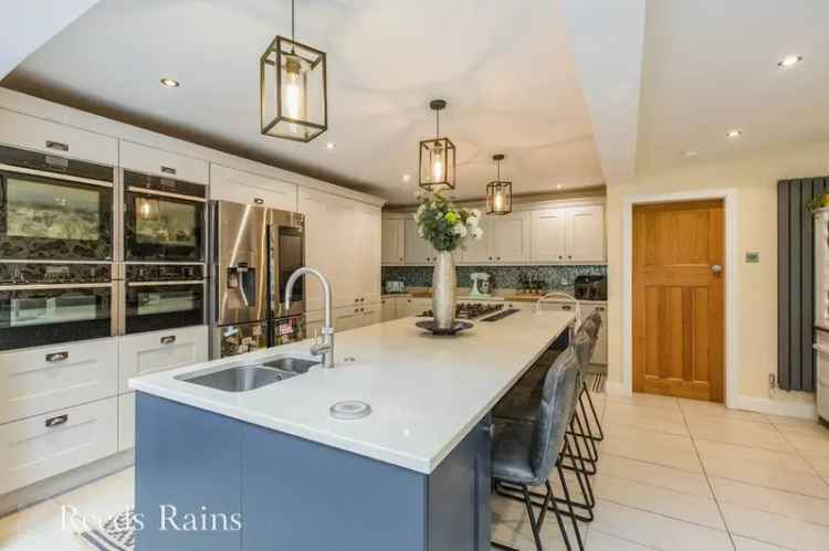 4 Bedroom Semi Detached House to Rent Chorley Lancashire