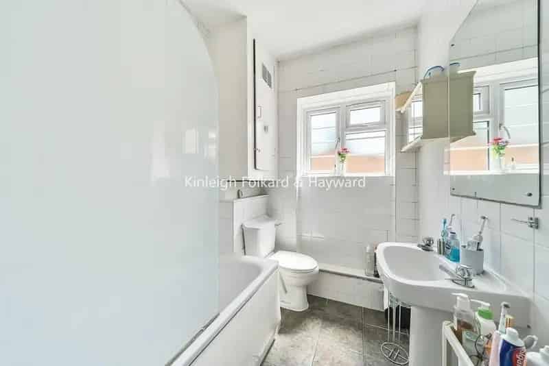 3 Double Bedroom Apartment Camberwell - City Commute