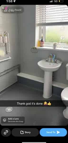 1 Bed Flat Freshly Decorated Quiet Area New Flooring