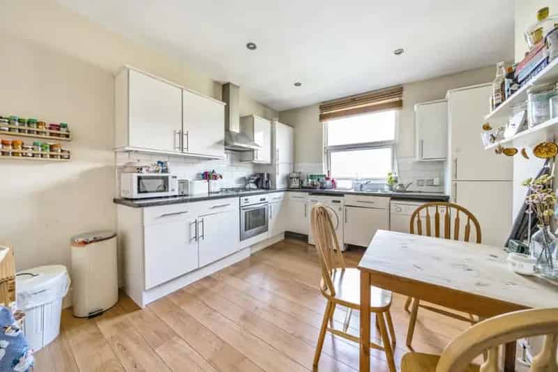 Flat For Rent , London, England