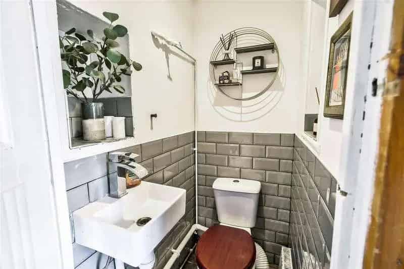4 Bed Extended Victorian House For Sale