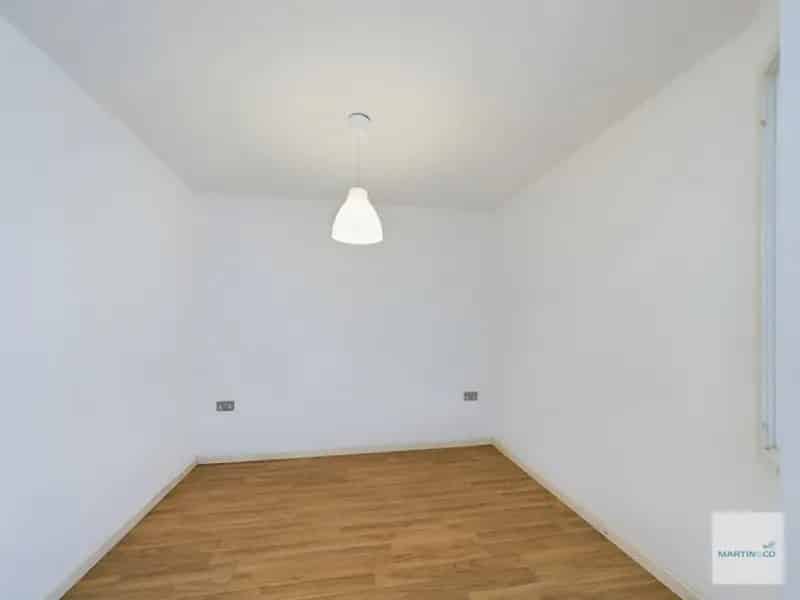 1 Bedroom Flat For Sale - Central Location - Investment Opportunity