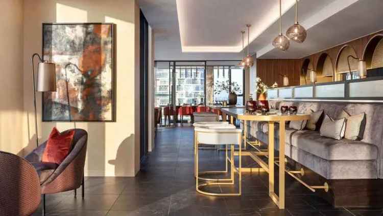 2 Bed Flat for Sale in Harcourt Gardens