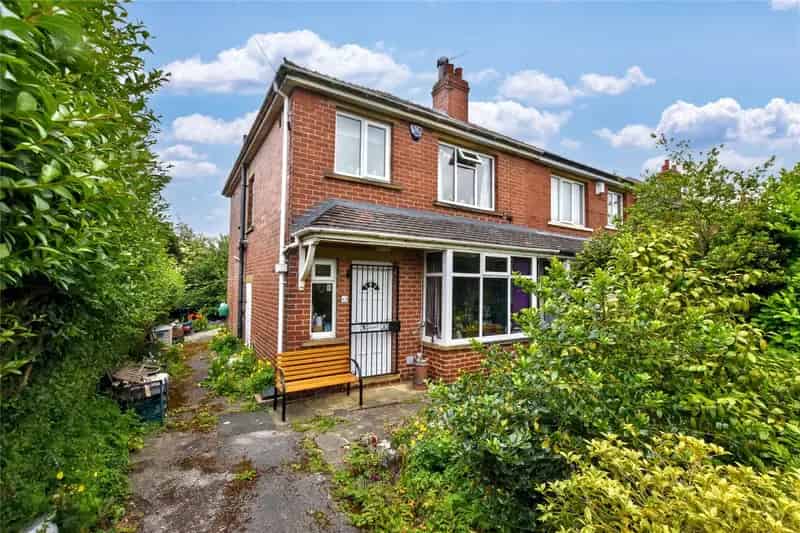 2 Bed Semi-Detached Home Springfield Lane Near Good Schools