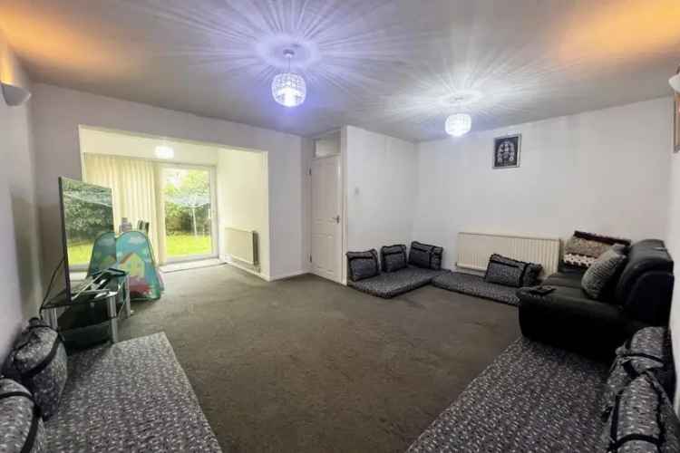 Three Bedroom Family Home Near Albert Park Abingdon