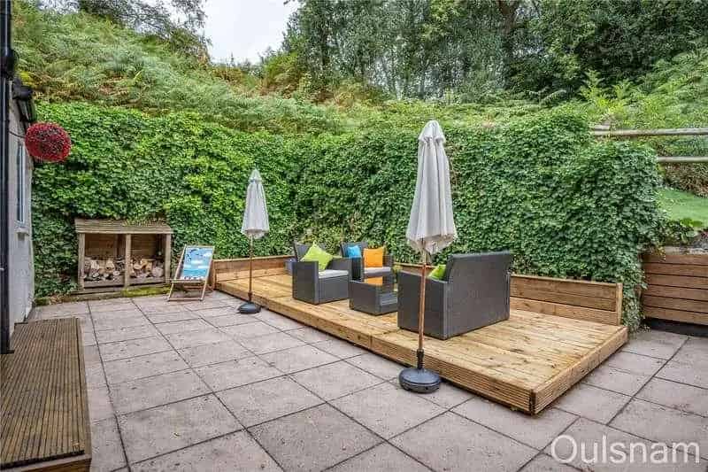 4 bed house for sale