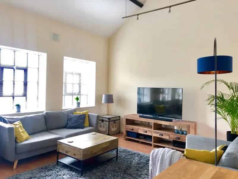 2 Bedroom Duplex Apartment Camden Village Secure Parking