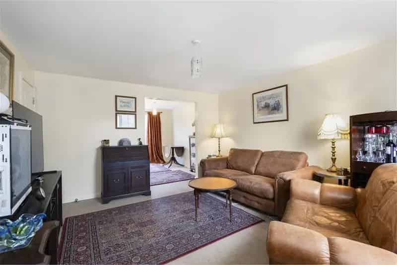 5 Bed Detached House Prestonpans 2 Reception Rooms Garage Garden