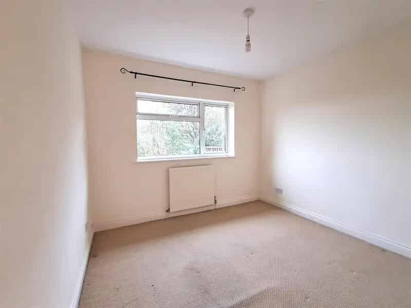2 Bedroom Flat to Rent St Annes Conham River Park Views