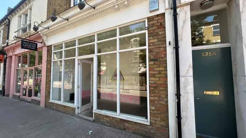 985 sq ft Retail Unit in Wandsworth - Old York Road