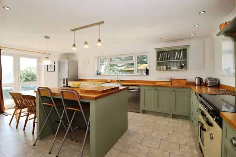 Three Bedroom Detached Home Village Location Garage Driveway Stables