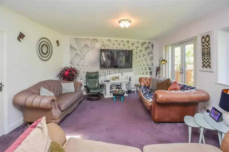 2 Bedroom Detached Bungalow for Sale in Brentwood