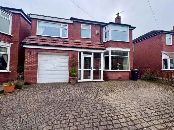 4 Bedroom Detached House for Sale in Smithills Bolton