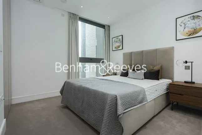 Flat to rent in City Road, Islington EC1V