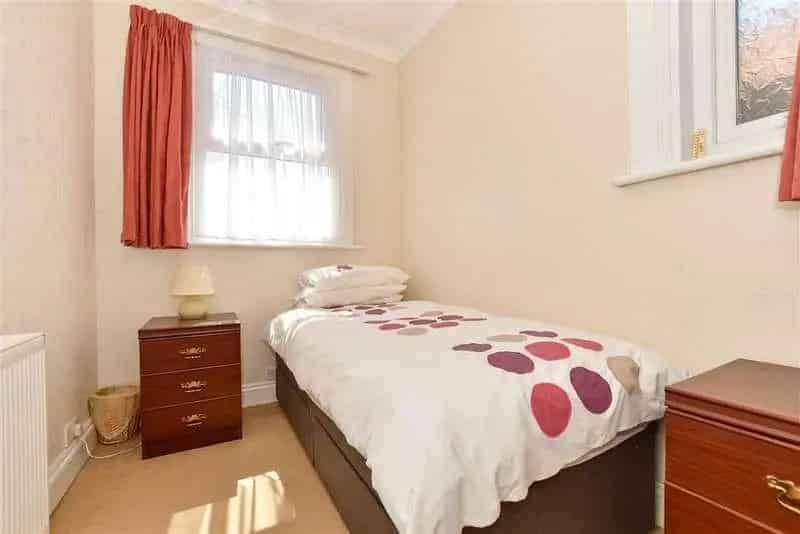 4 Bed Detached House Near Seafront For Sale