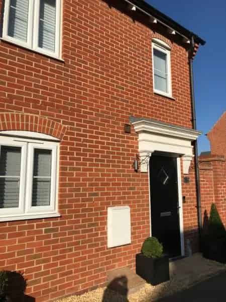 Large 2 Bed End Terrace House Buckingham Park Aylesbury