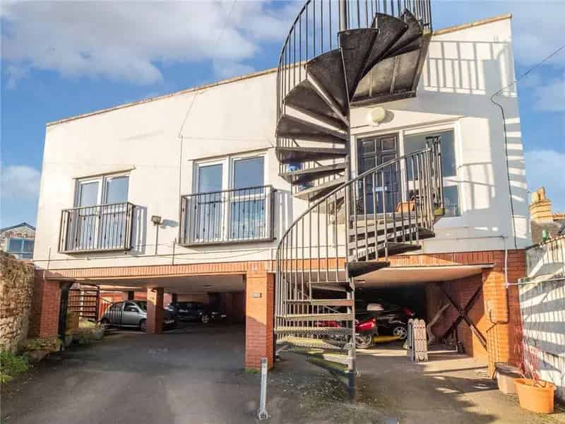 2 Bedroom Duplex for Sale