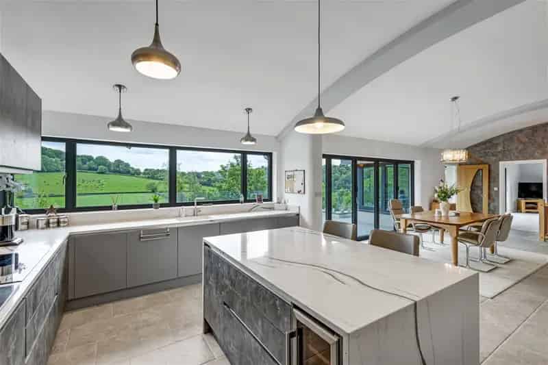 4 Bedroom Detached House with Annex Calstock Cornwall