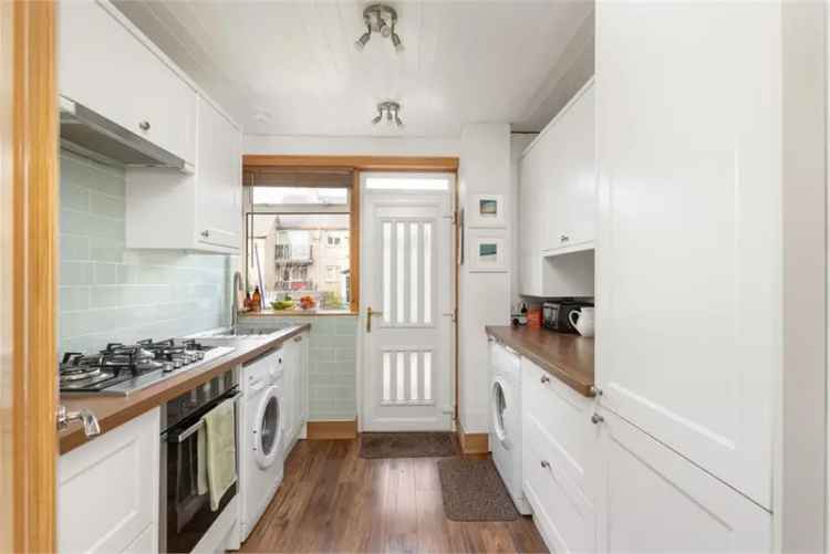 3 Bed Terraced House in Corstorphine