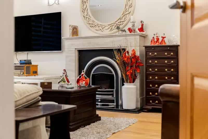 5 Bedroom House For Sale in Timperley