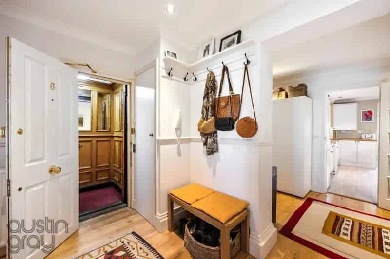 2 Bedroom Penthouse Apartment Hove Sea Views