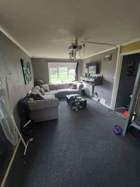 Flat For Rent in Birmingham, England