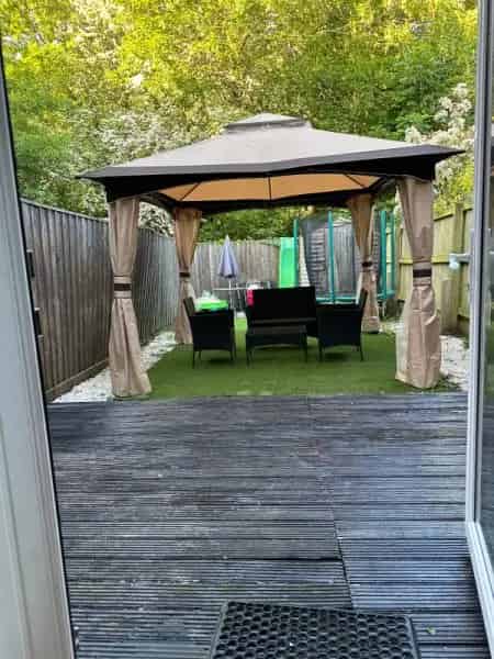 2 Double Bedroom House Near Station and Schools