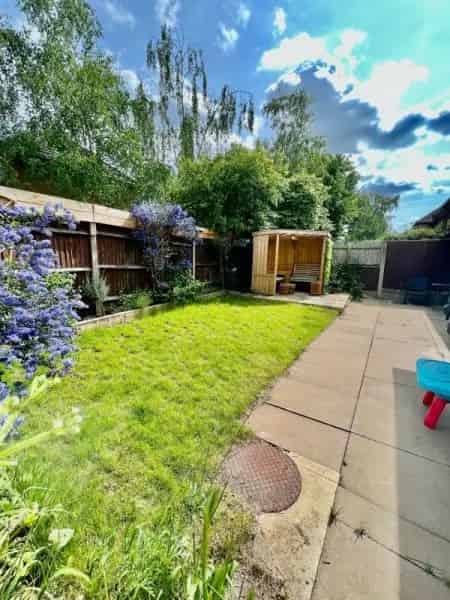 3 Bedroom Bungalow Wet Room New Flooring Prime Location