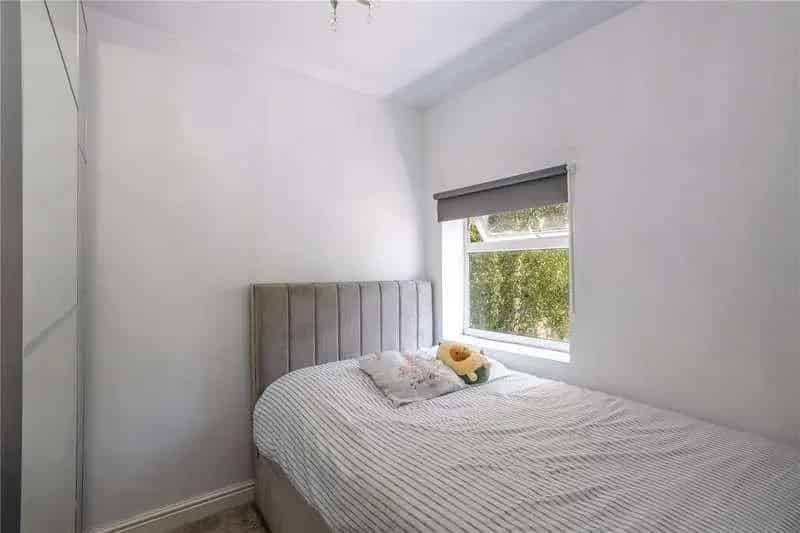 3 Bed House for Sale - Mains Services, Parking, Ultrafast Broadband