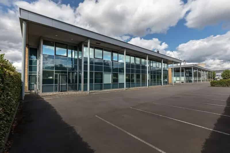 Slough Trading Estate Warehouse Unit To Let