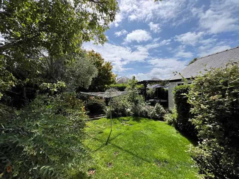 4 Bed House for Sale Beautiful Garden Detached Workshop