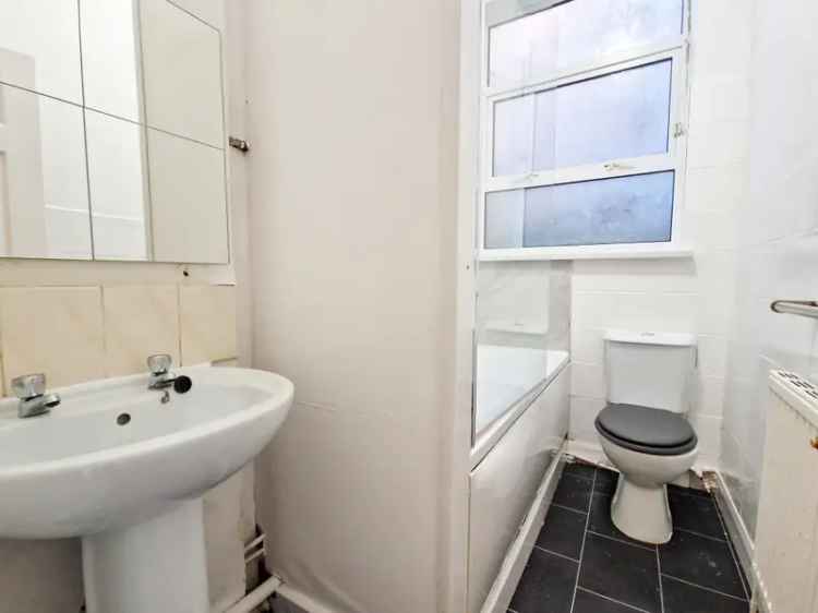 1 Bedroom Ground Floor Flat Birmingham Solihull