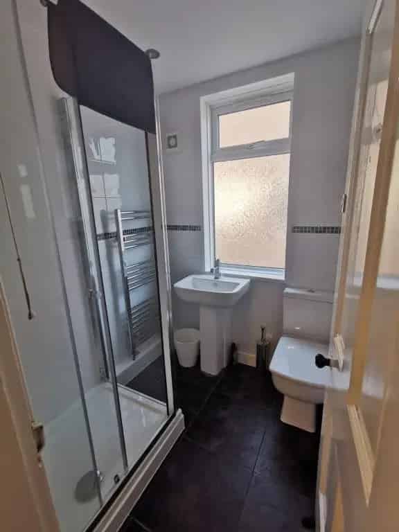 1 Bedroom Furnished House Share Stoke All Bills Included
