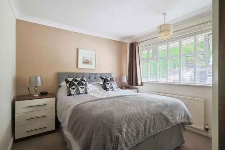 3 Bed Detached House For Sale