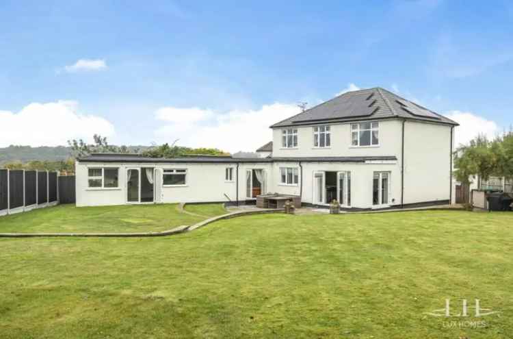 4 Bedroom Detached House for Sale Near Brentwood