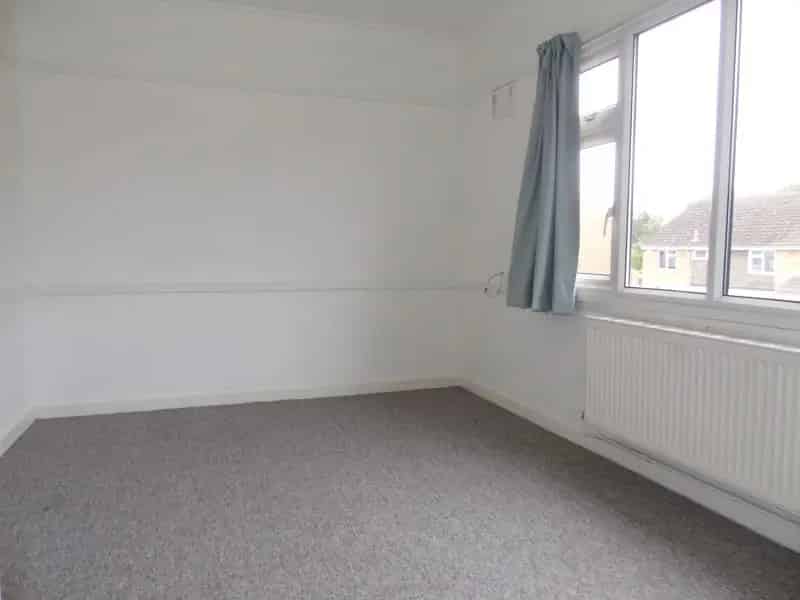 3 Bedroom Semi Detached House to Rent Rosehill Oxford
