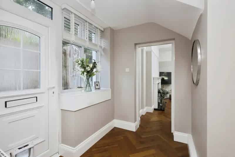 One Bedroom Ground Floor Flat Meads Eastbourne
