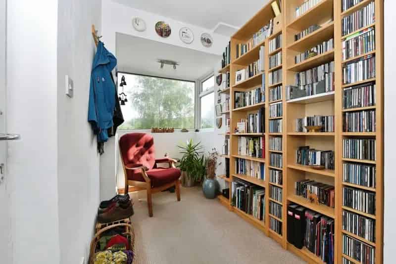 3 Bedroom Semi Detached House for Sale Sheffield S8