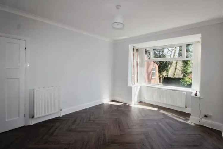 3 Bedroom Semi Detached House For Sale Moss Bank Park