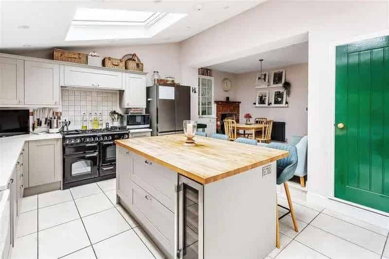 3 Bed Character Cottage For Sale Garage Home Office Ensuite