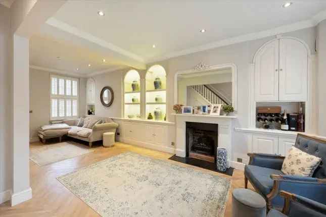 4 Bedroom House for Sale in Chelsea SW10