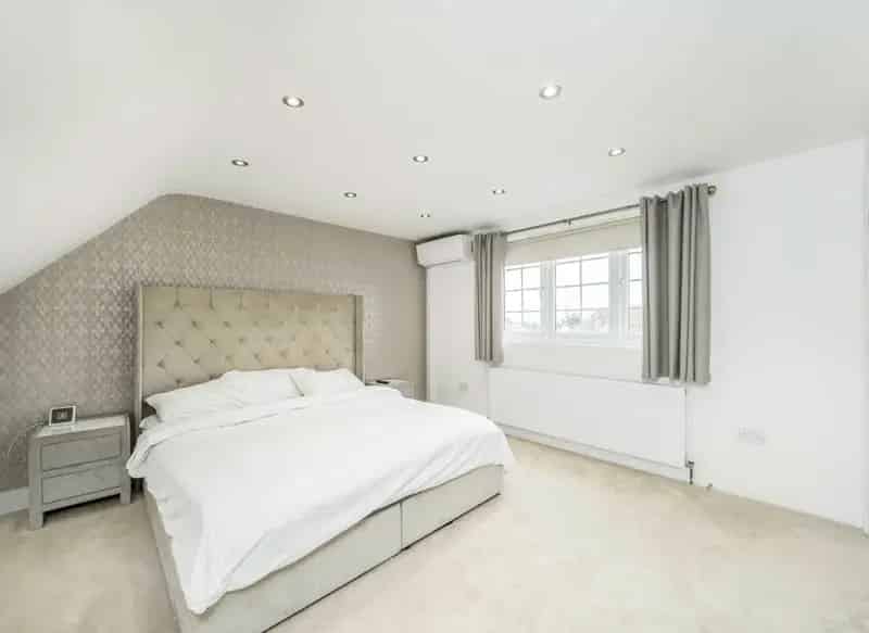 Five Bedroom Detached House Golders Green Chain Free