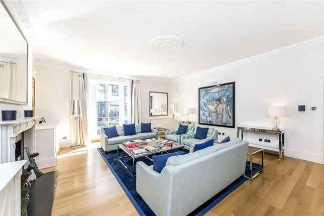 Flat for sale in King Street, St James's, London SW1Y