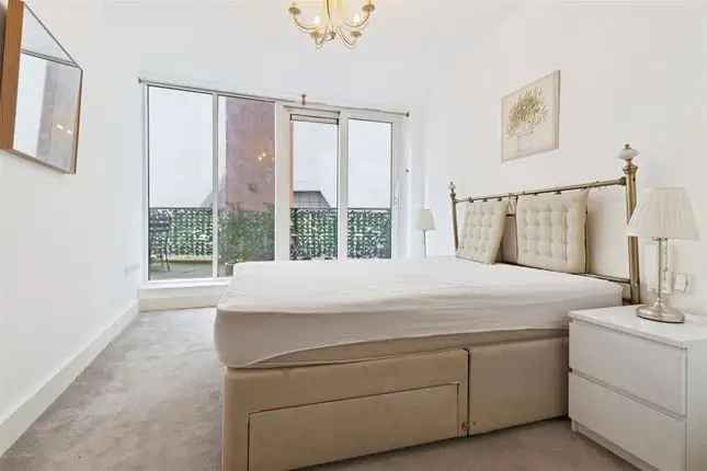 Flat for sale in Praed Street, London W2