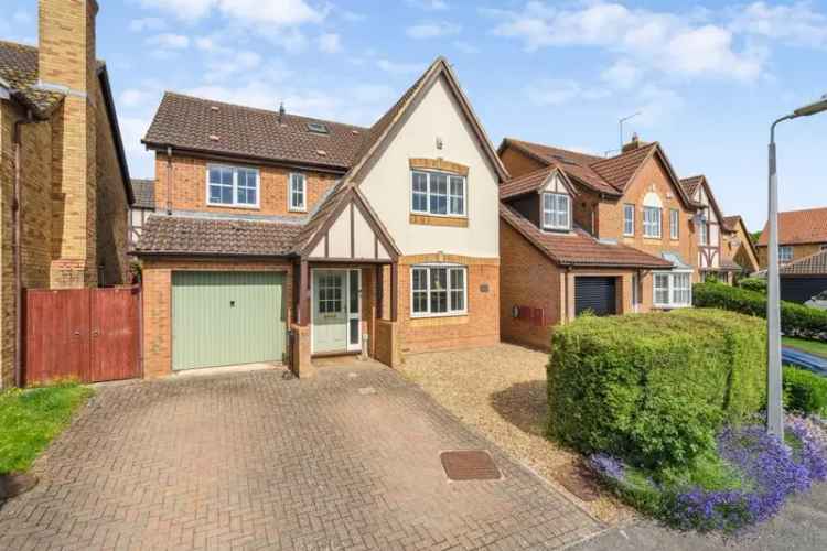 6 Bedroom Detached House for Sale